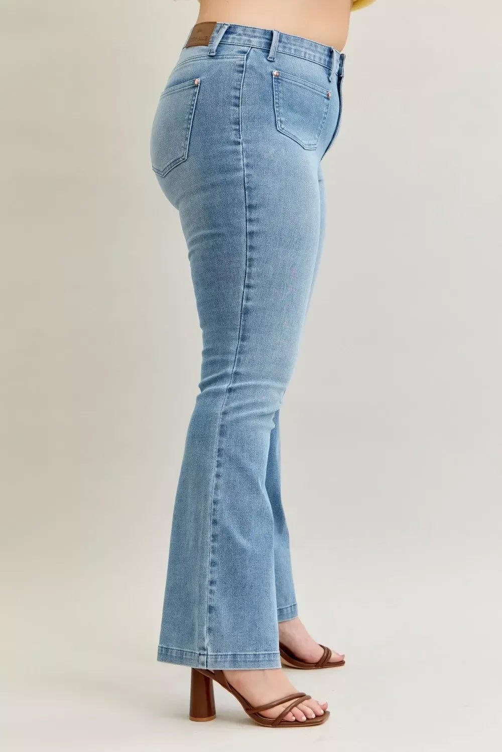 Judy Blue Full Size Mid Rise Bootcut Jeans with Contrast Wash & Front Patch Pockets Plus Size - DAVERRI FASHIONS