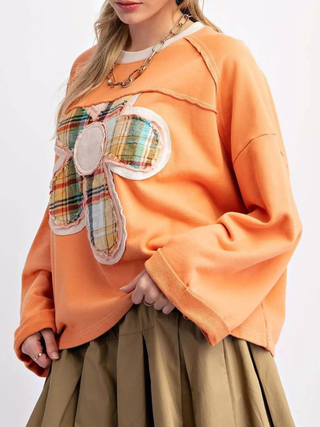 Plaid Flower Patched Round Neck T-Shirt | T-Shirts Daverri Fashions