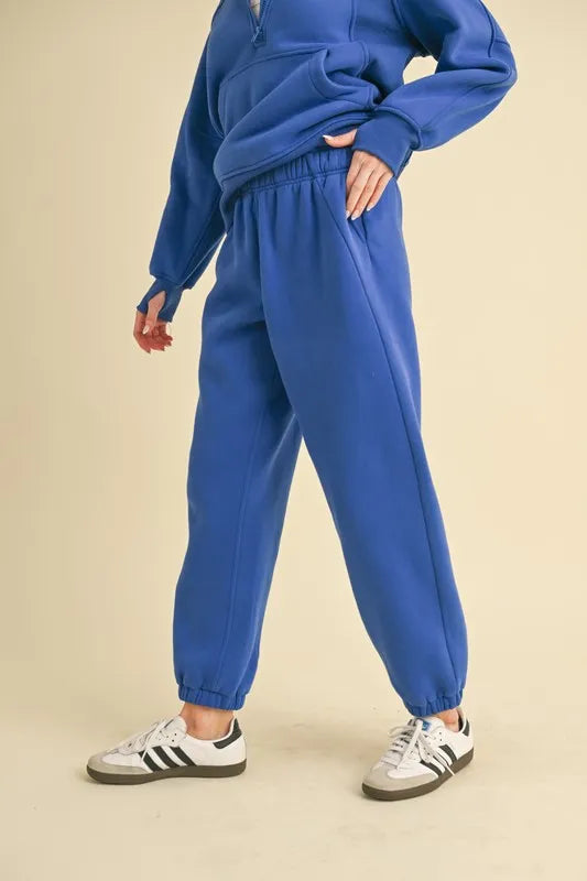 Aemi+Co Drawstring Elastic Waist Joggers