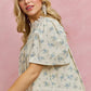 SO ME floral print lace trim flutter sleeves blouse in off-white with blue flowers