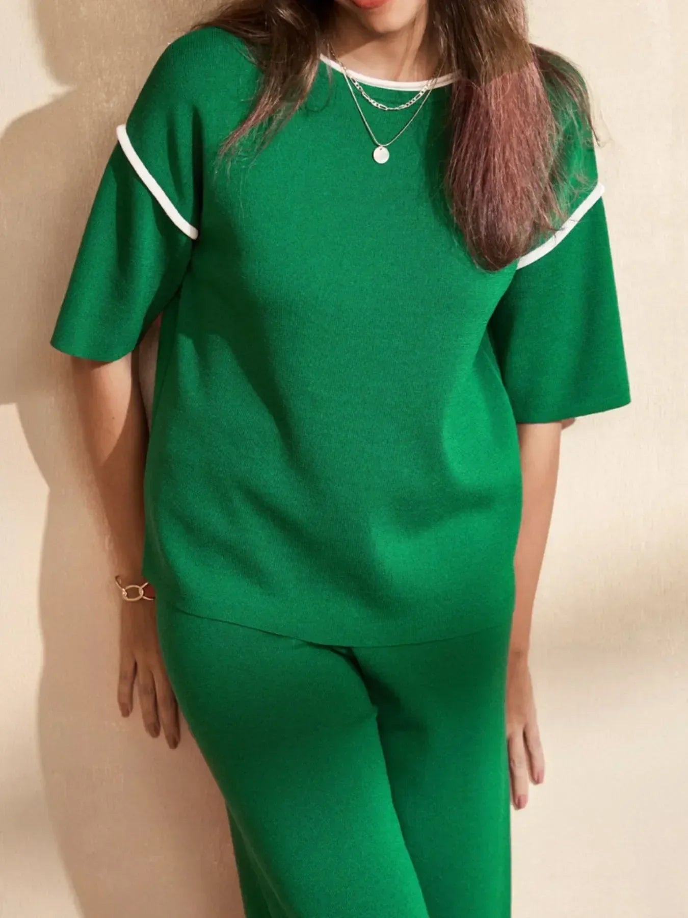 Contrast Trim T-Shirt and Drawstring Pants Set - DAVERRI FASHIONS