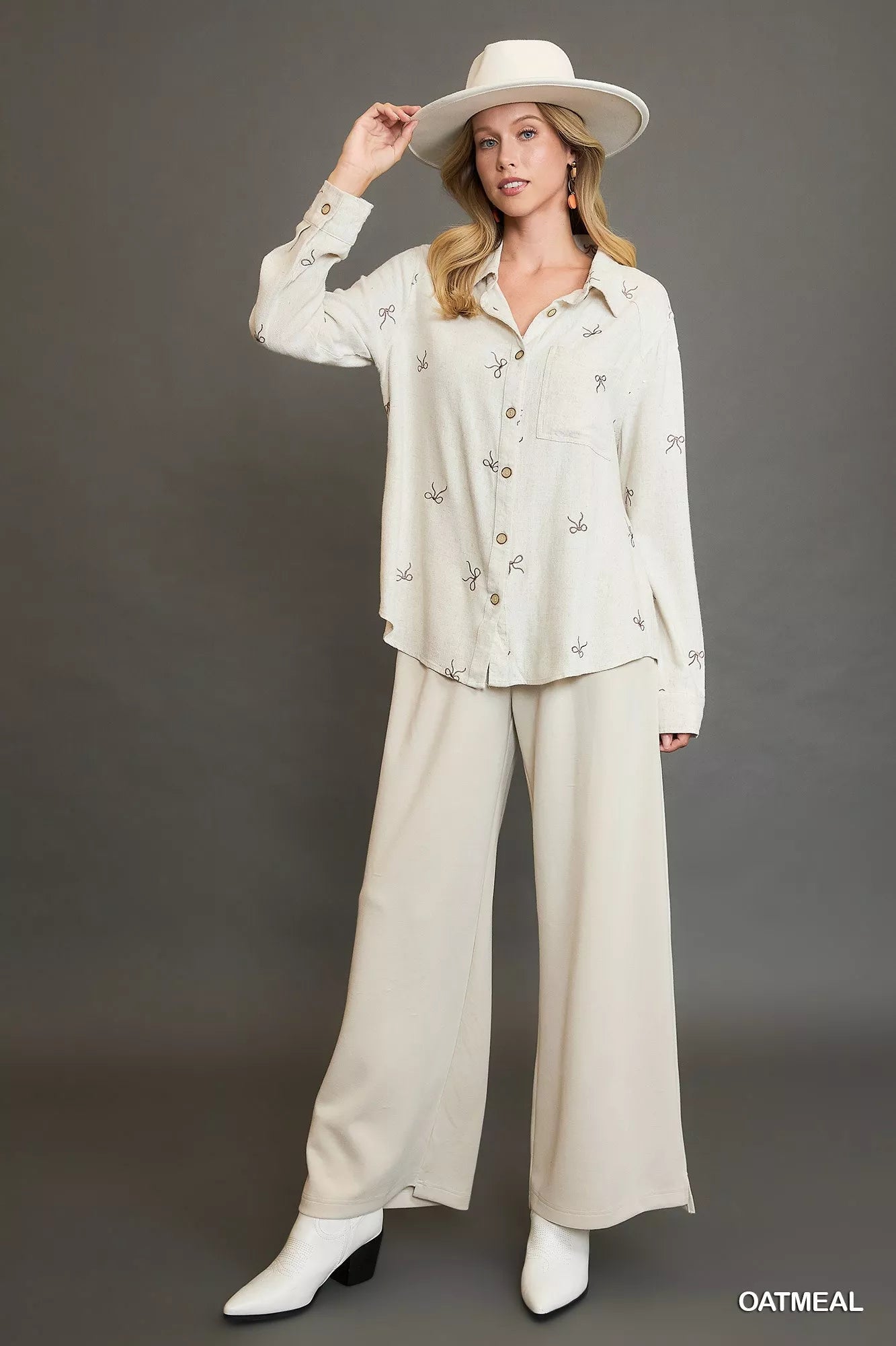 Umgee Linen Blend Fitted Shirt with Ribbon Embroidery Details | Shirts Daverri Fashions