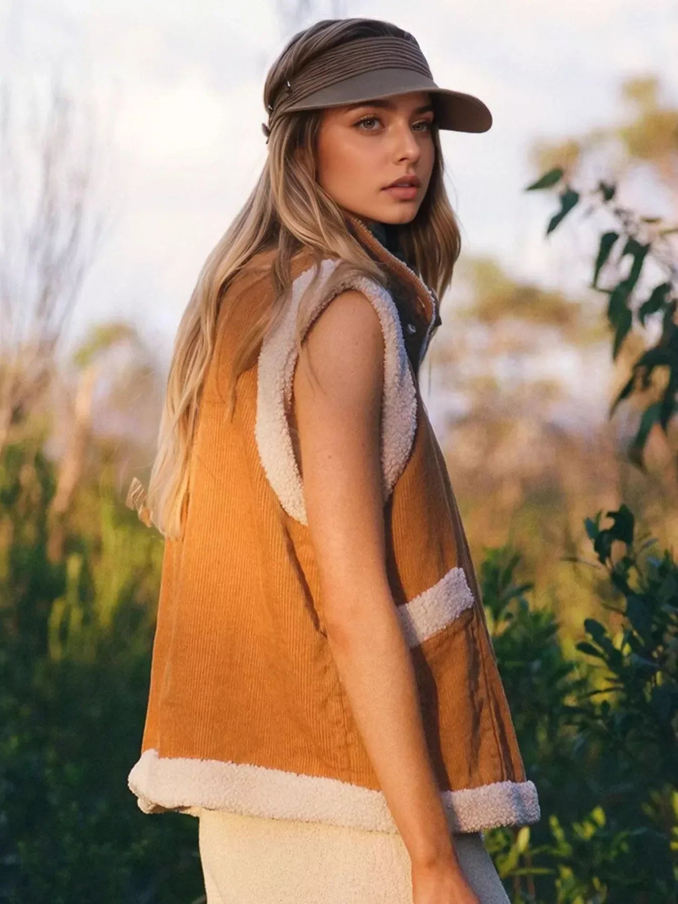 Button Up Sherpa Vest Coat - DAVERRI FASHIONS