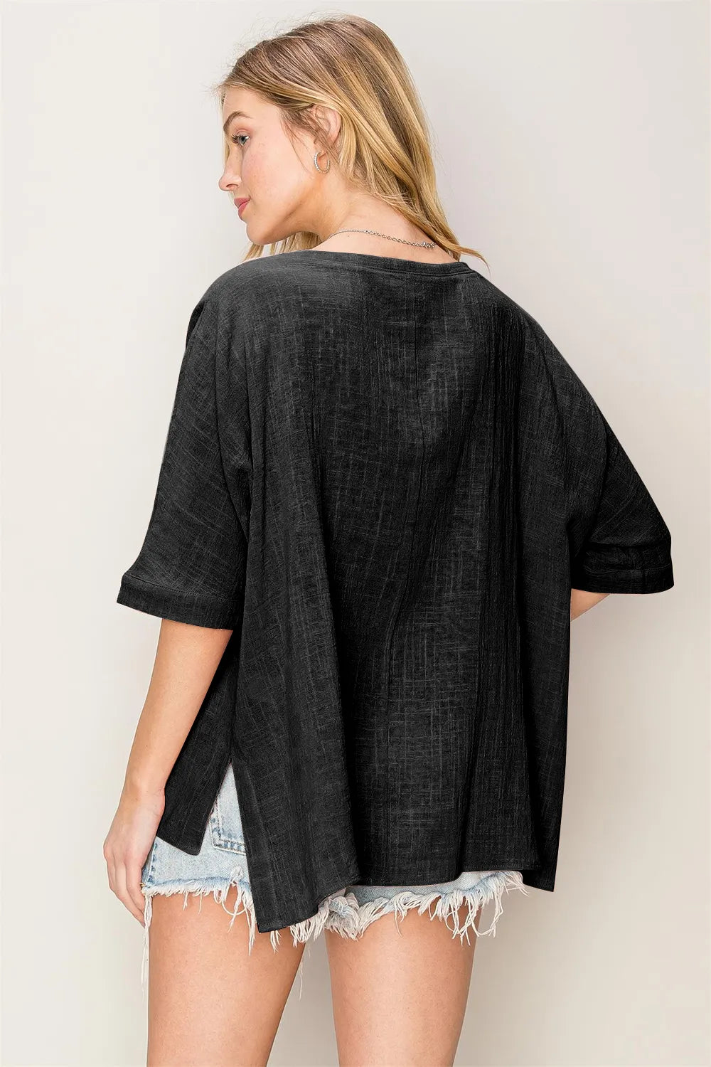 HYFVE V-Neck High-Low T-Shirt T-Shirts