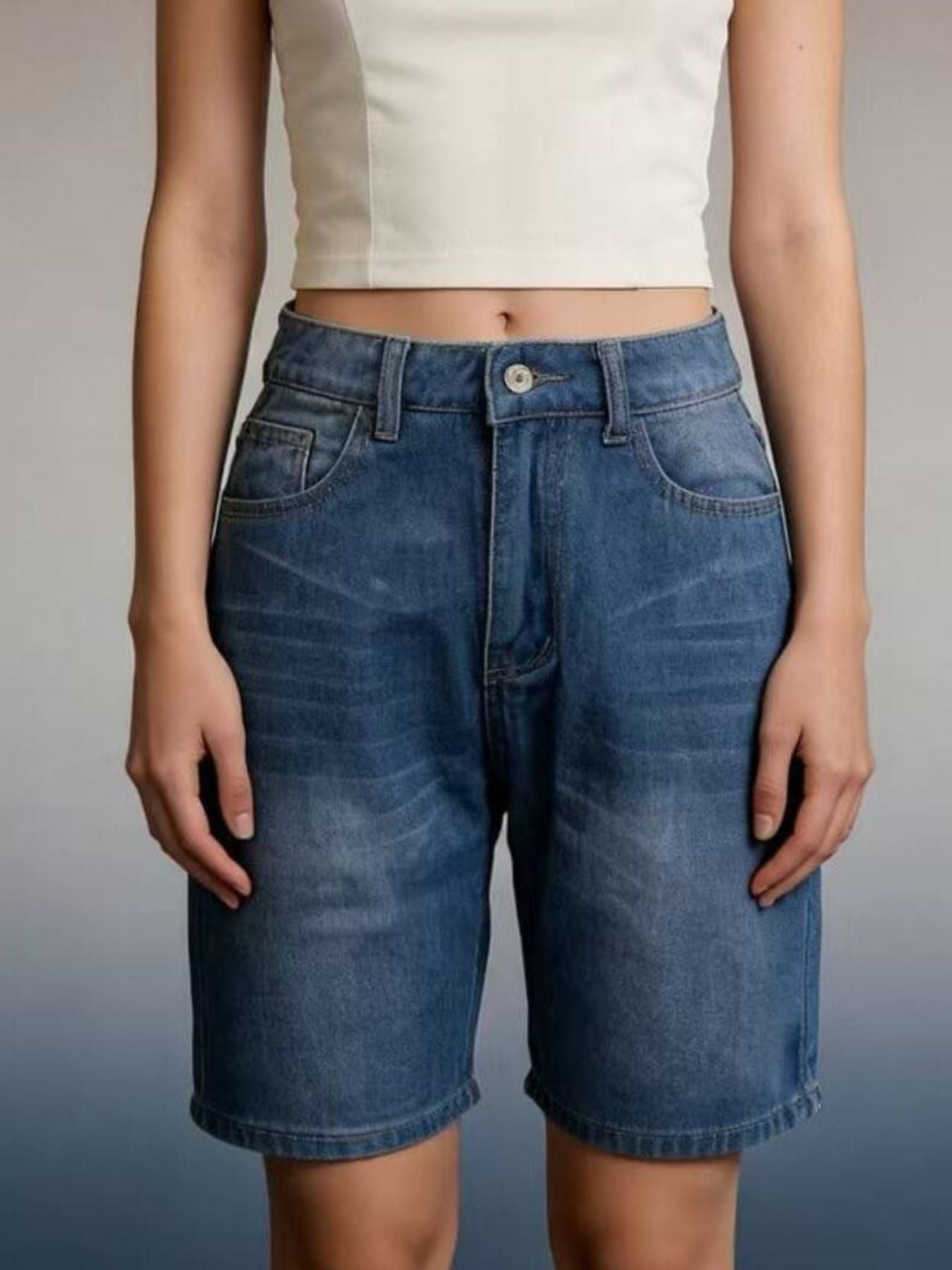 Daverri high waist mid-wash blue denim shorts five-pocket design