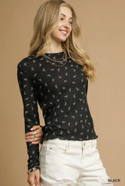 Black Umgee Bow Print Lightweight Knit Top | Knit Tops Daverri Fashions