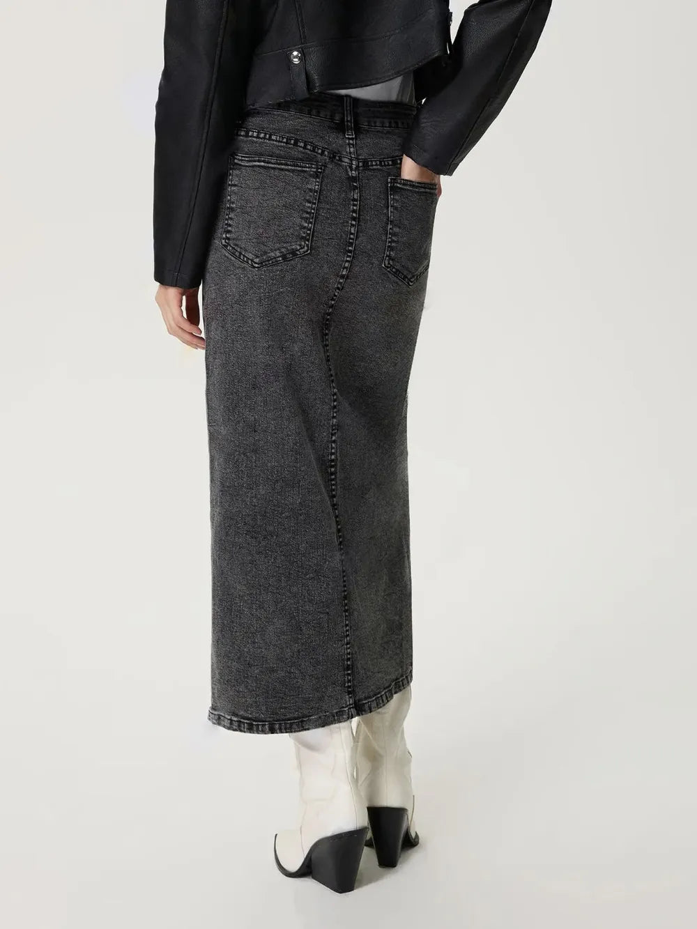 Dark gray mid-wash slit midi denim skirt with pockets