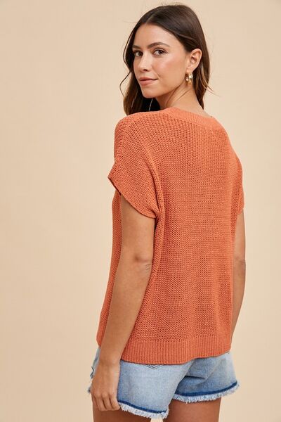 Annie Wear Round Neck Short Sleeve Sweater Sweaters