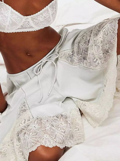 Lace Detail Shorts - DAVERRI FASHIONS