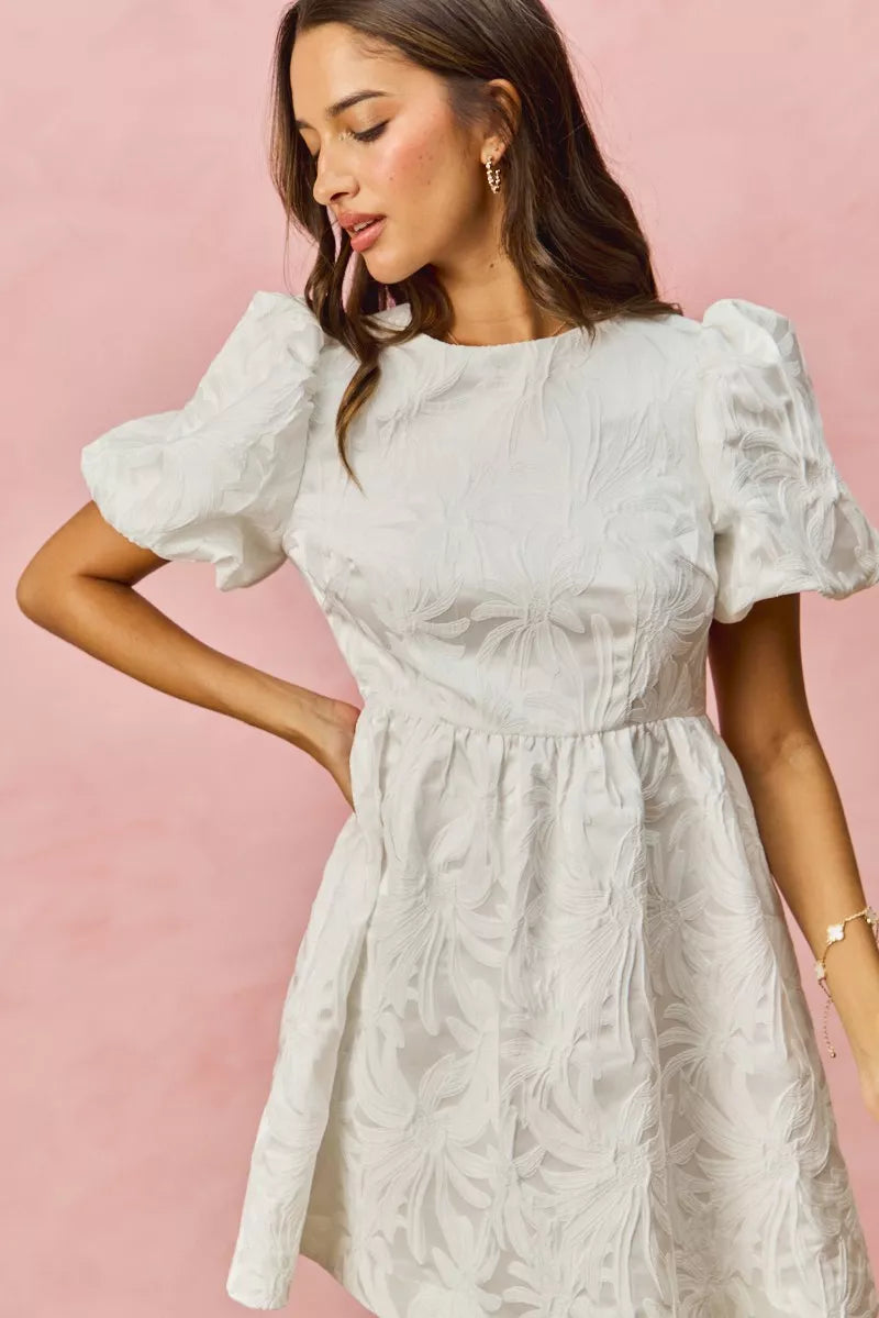 White floral jacquard SO ME mini dress with puffed short sleeves and fitted waist