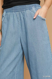 Umgee Washed Fringe Hem Wide Leg Jeans | Daverri Fashions