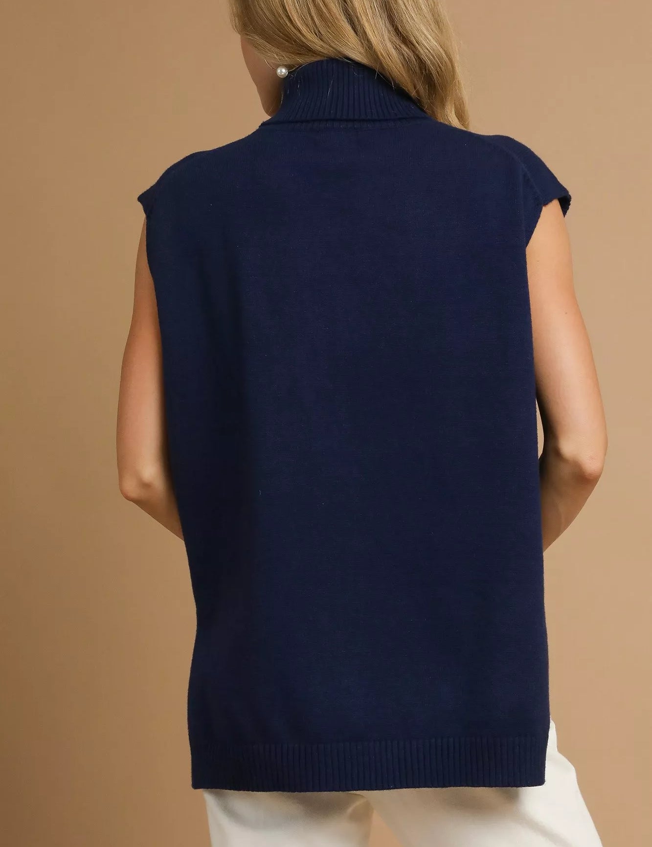 Umgee High-Low Turtleneck Sleeveless Sweater Top | Daverri Fashions