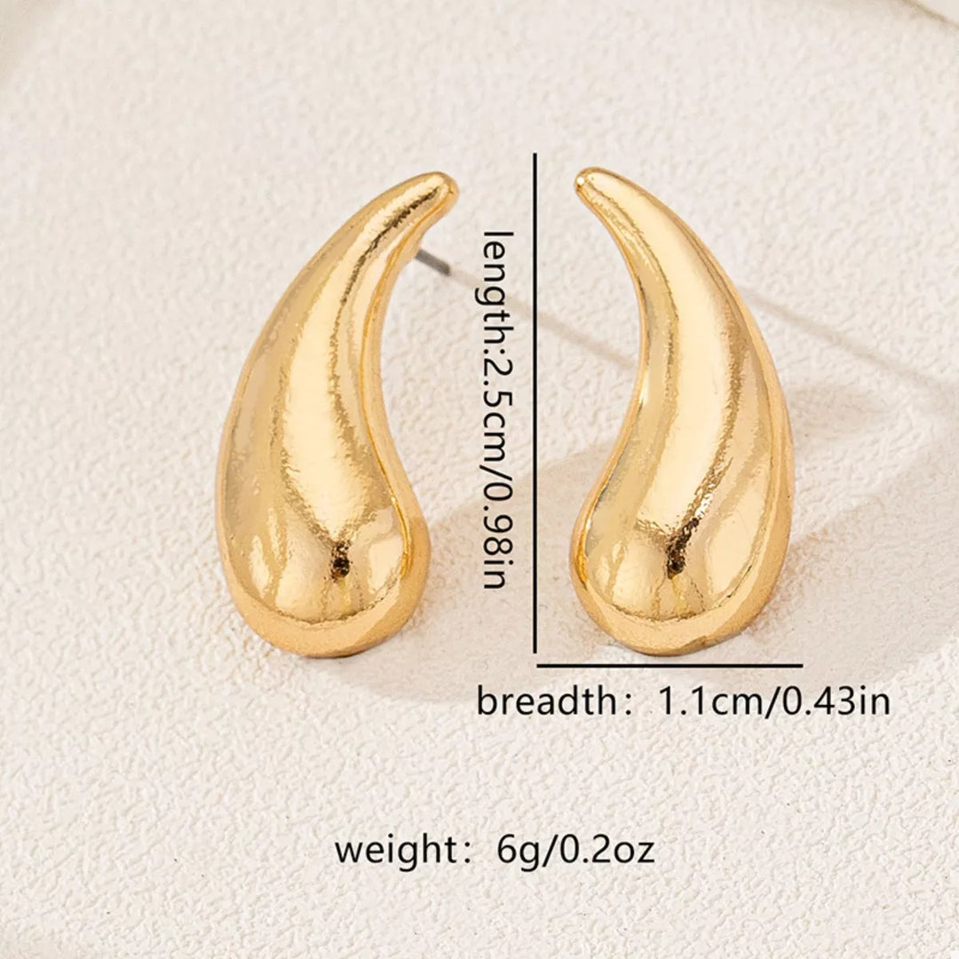 Curved Teardrop Stud Earrings | Earrings Daverri Fashions