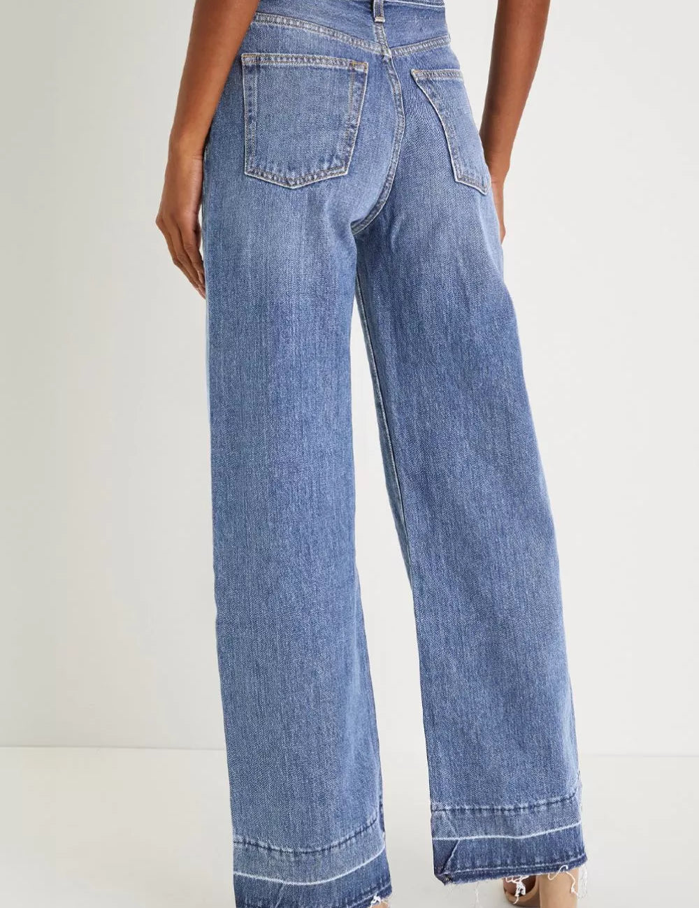 Daverri Fashions light blue wide-leg high-waist jeans with rolled hem