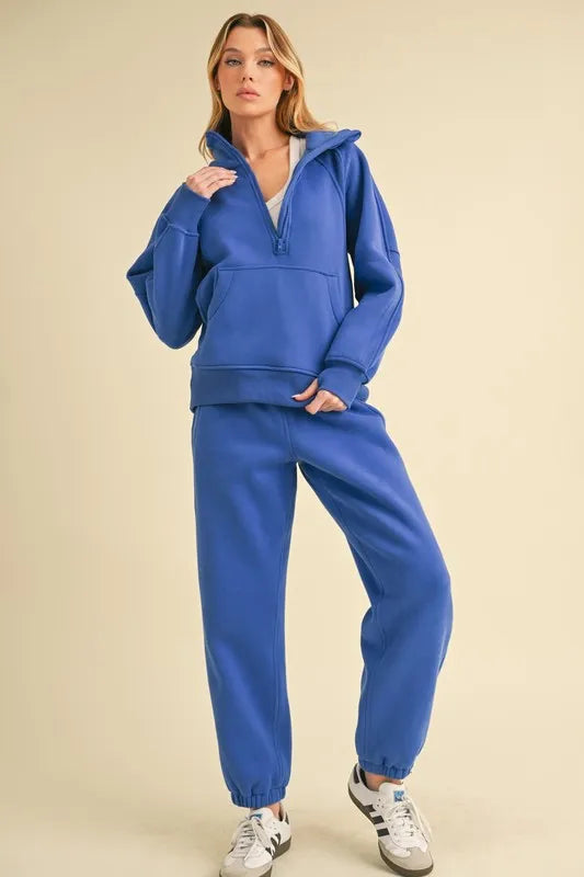 Aemi+Co Drawstring Elastic Waist Joggers