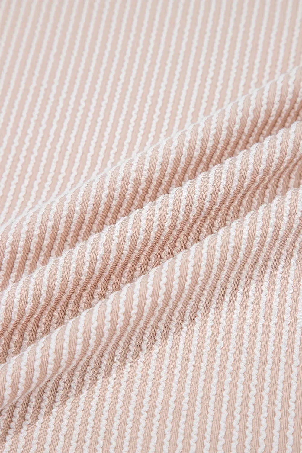 Leopard Trim Round Neck Ribbed T-Shirt - DAVERRI FASHIONS