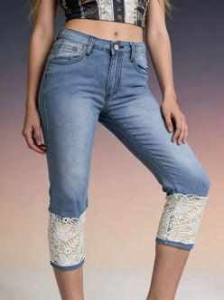 Daverri plus size lace trimmed light-wash capri jeans back view