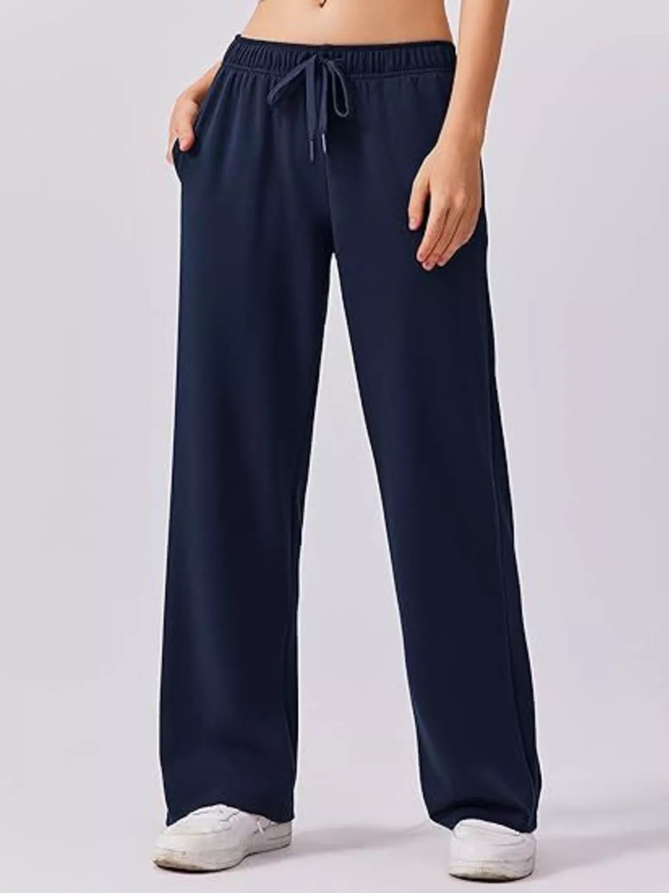 Navy blue wide-leg sweatpants with elastic waistband in Daverri set