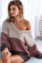 BiBi Color Block Out Stitching V-Neck Knit Top | Tops Daverri Fashions