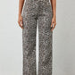 Leopard Print Wide Leg Jeans - DAVERRI FASHIONS