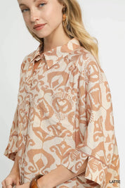 Umgee abstract print beige and brown patterned blouse with ruffled sleeves
