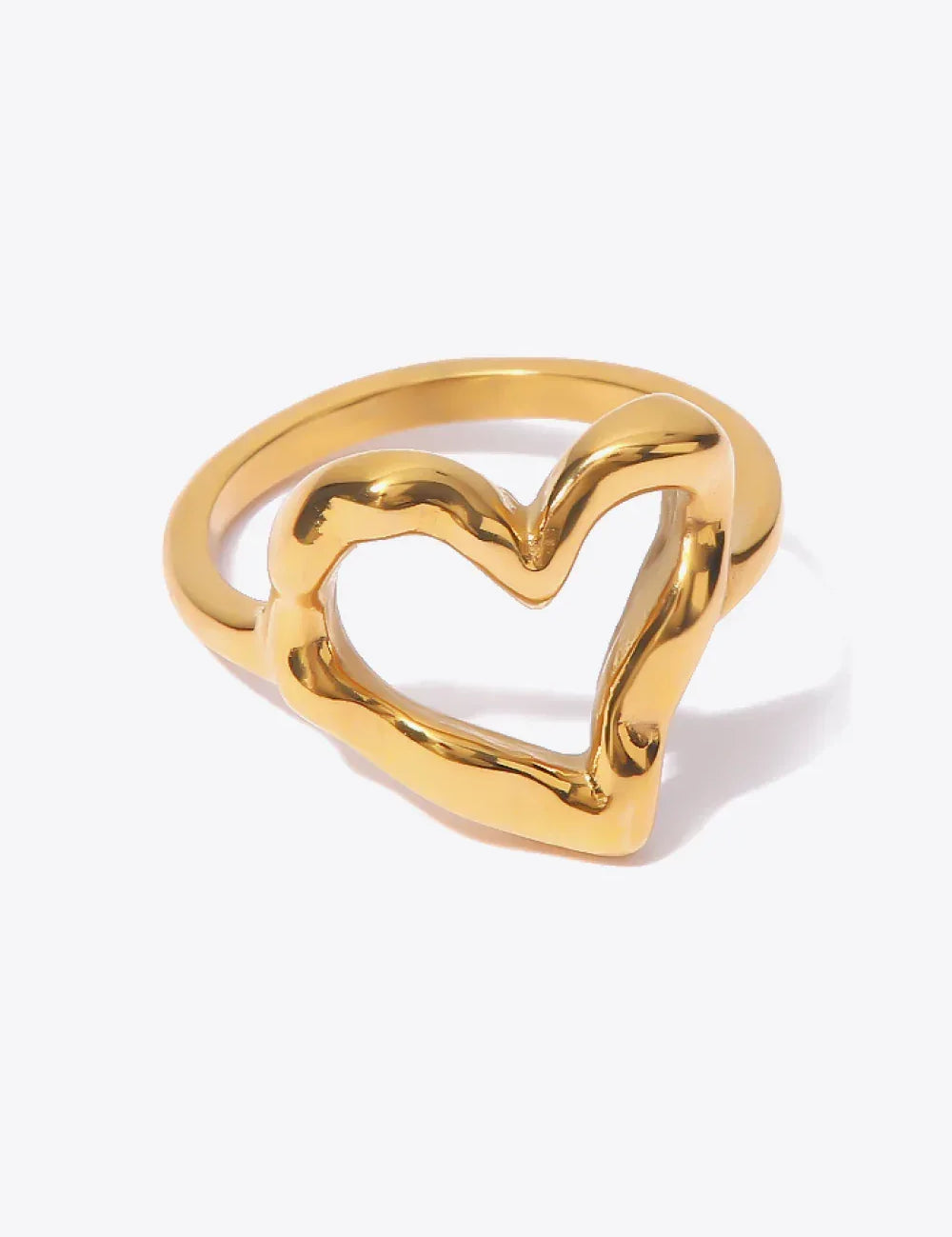 18K Gold Plated Heart-Shaped Ring - DAVERRI FASHIONS