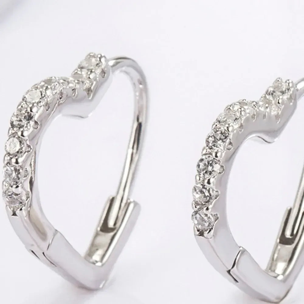 925 Sterling Silver Zircon Heart Shape Earrings - DAVERRI FASHIONS