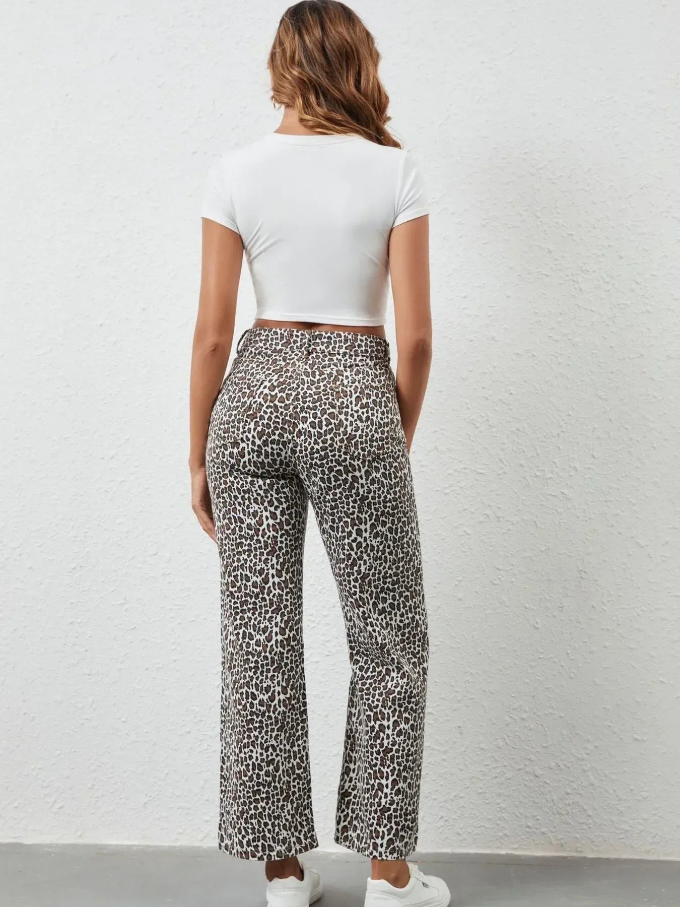 Leopard Print Wide Leg Jeans - DAVERRI FASHIONS