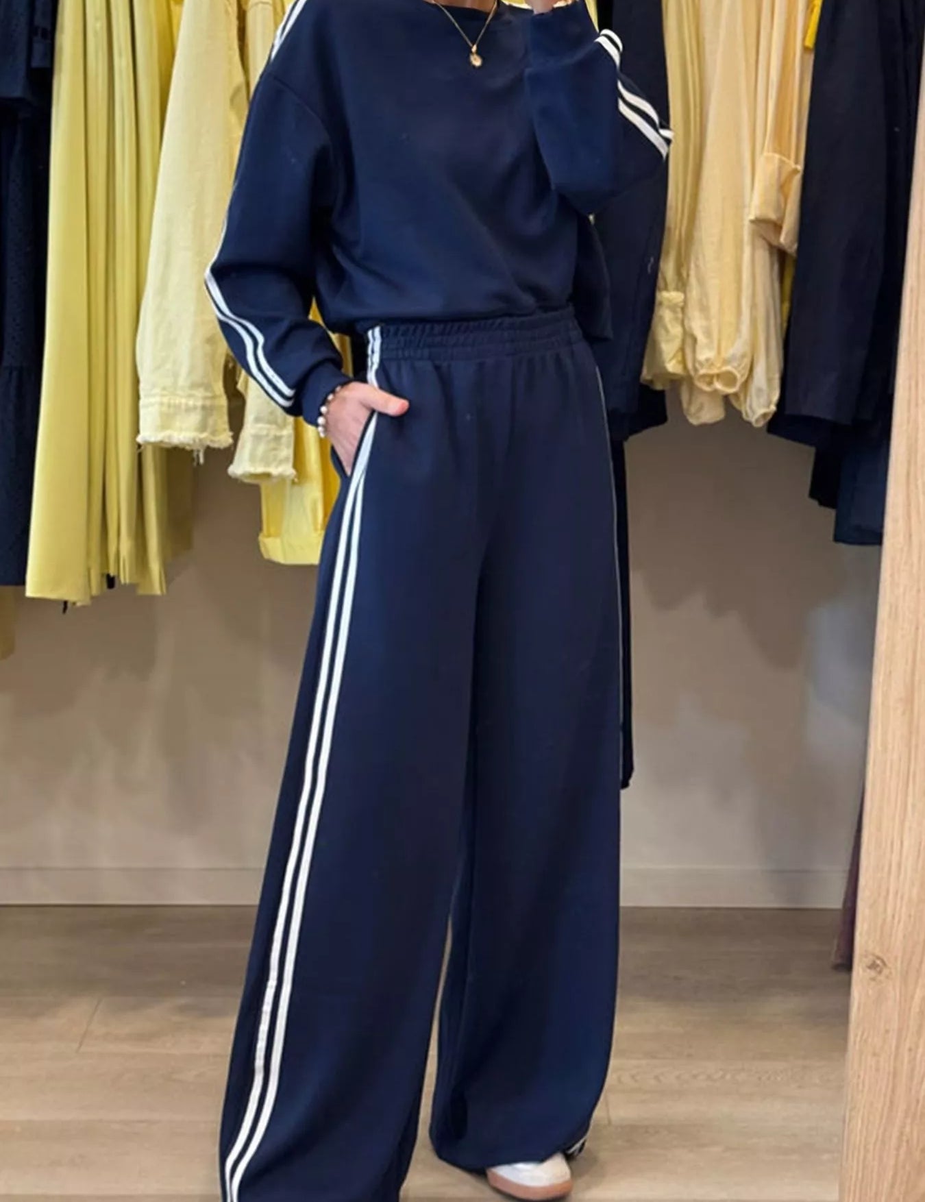 Navy blue striped crewneck tracksuit set with pockets