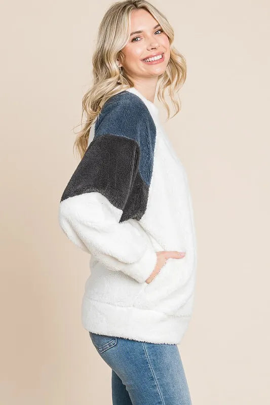 Culture Code Color Block Faux Fur Raglan Sleeve Sweatshirt Sweatshirts