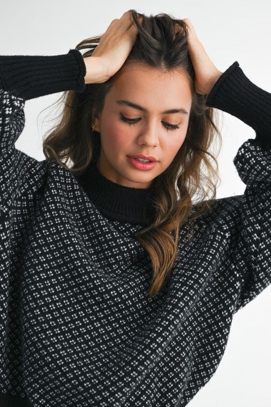 Black and white patterned Aemi + Co Echo loose fit knit sweater small