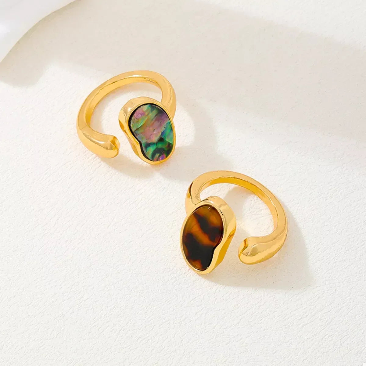 18K Gold-Plated Oval Open Ring - DAVERRI FASHIONS