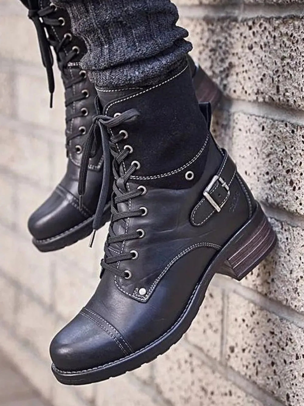 Black Lace-Up Block Heel Boots | Boots Daverri Fashions