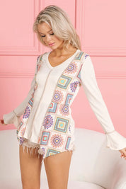 BiBi Granny Square Print Contrast Annie Rib V Neck Top | Tops Daverri Fashions