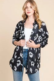 Black and white floral print long-sleeve BOMBOM shacket