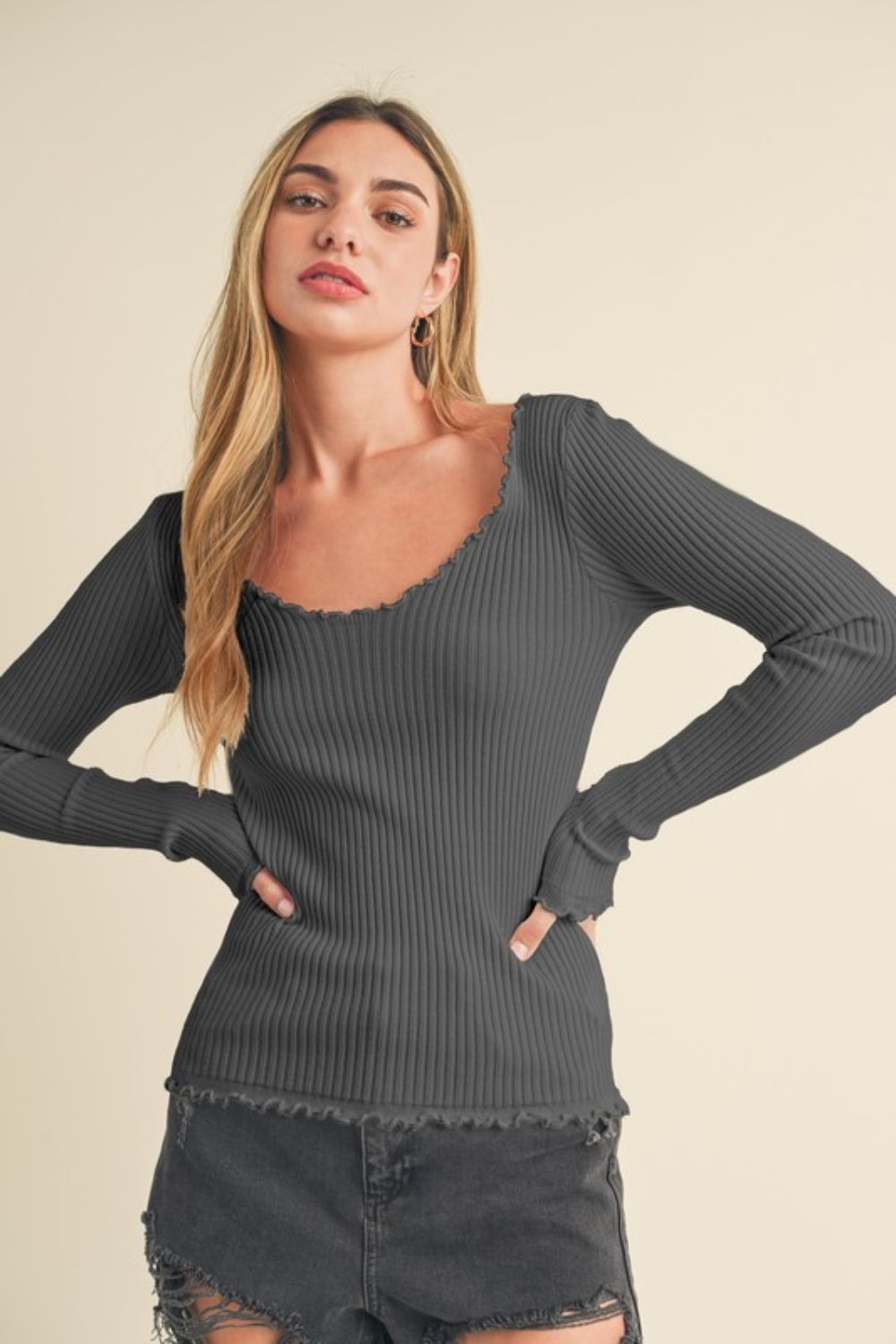 Aemi + Co Lettuce Hem Scoop Neck Long Sleeve Knit Top Charcoal