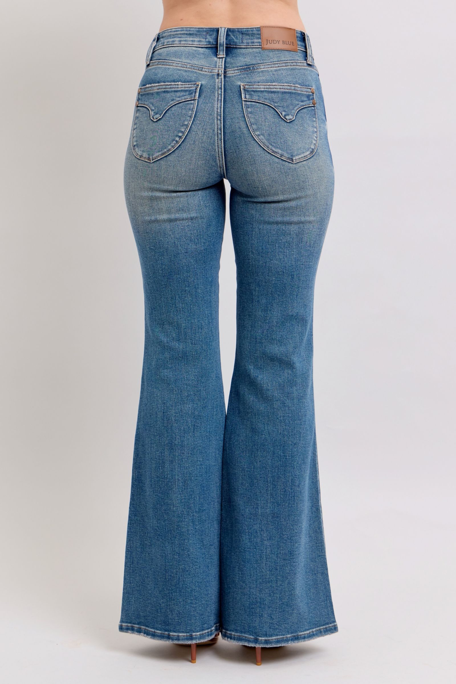 Judy Blue MR Tummy Control Vintage Wash Jeans