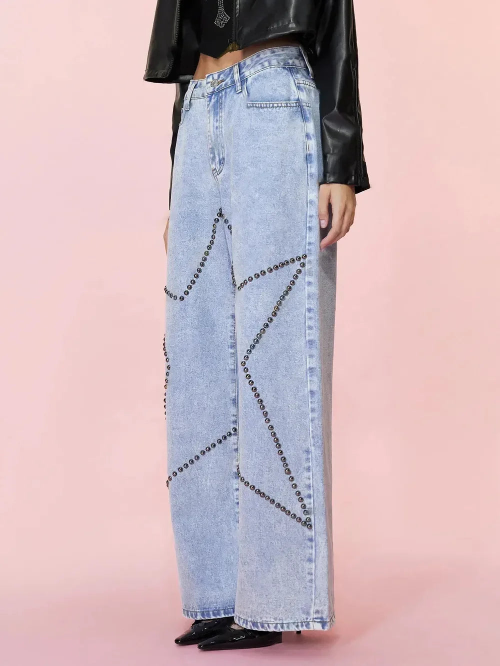 Studded Star Straight Jeans with Pockets - DAVERRI FASHIONS
