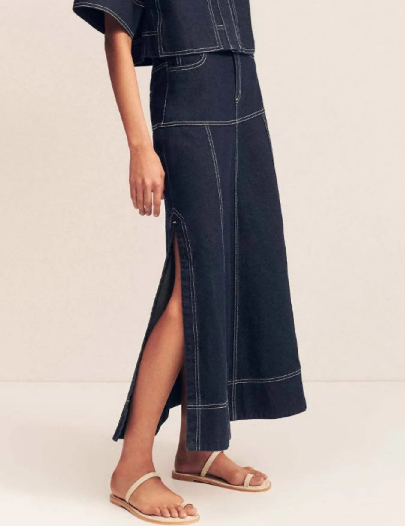 Dark High-Waist Side Slit Contrast Stitch Denim Maxi Skirt | Skirts Daverri Fashions