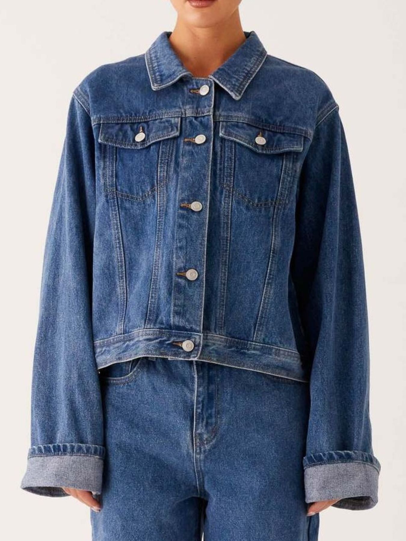 Daverri button down cropped oversized denim jacket, medium-wash blue