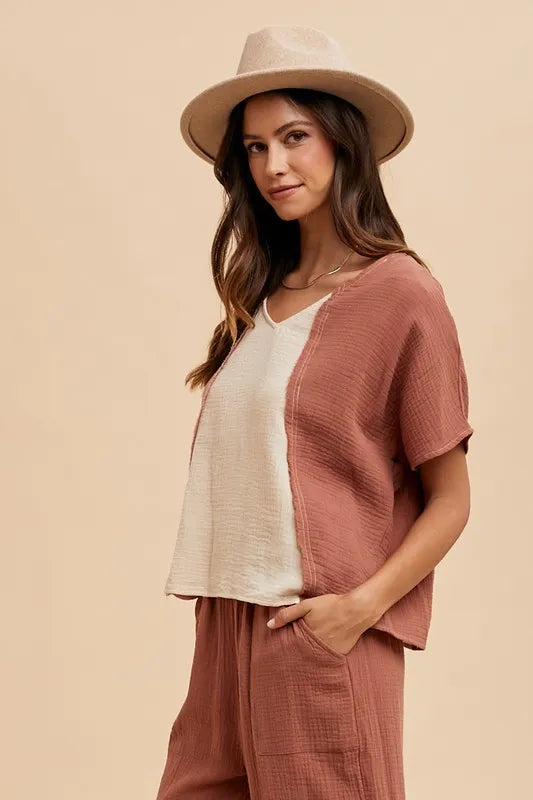 Annie Wear Color Block Cotton Gauze V-Neck Top