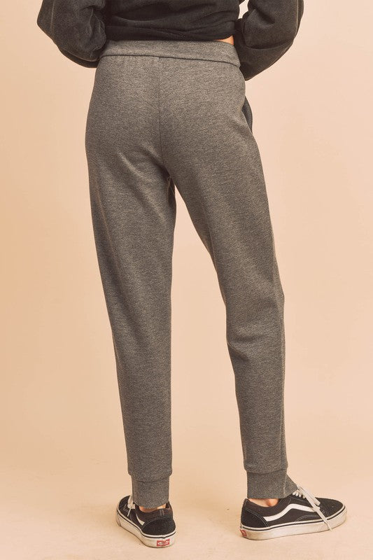 Aemi + Co Elastic Waist Joggers with Pockets