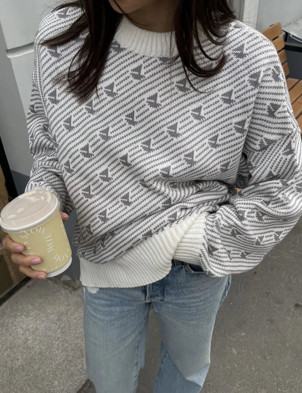 Light Gray Contrast Round Neck Long Sleeve Sweater | Sweaters Daverri Fashions
