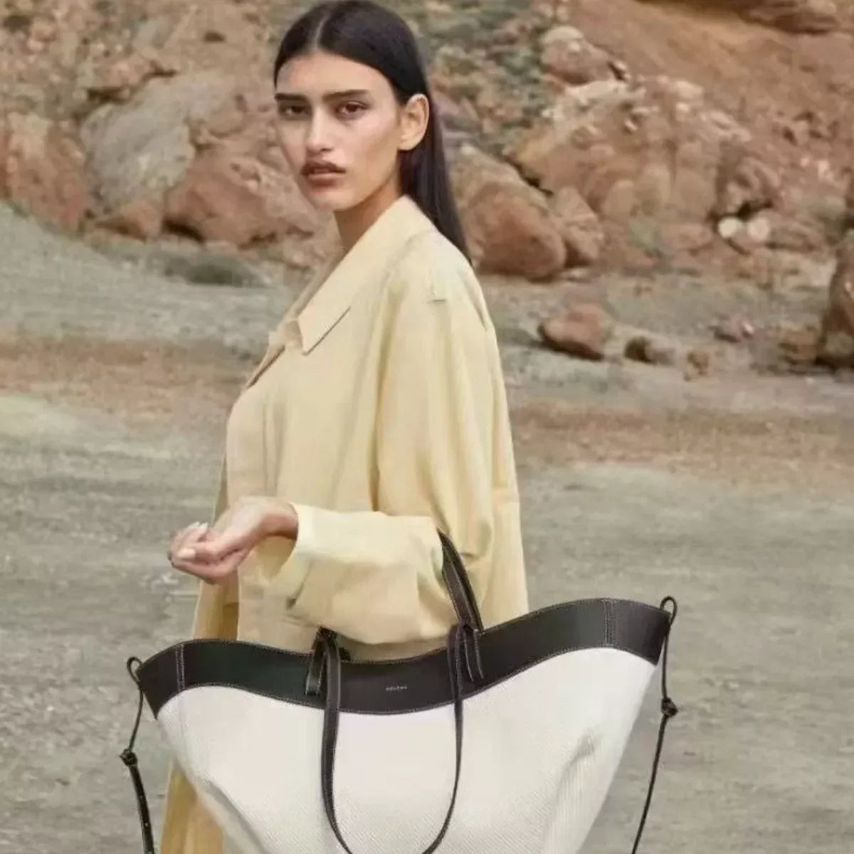 Two-Tone Leather Handbag - DAVERRI FASHIONS