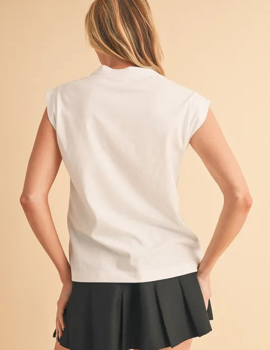 Aemi+Co Solid Color Round Neck Tank | Daverri Fashions