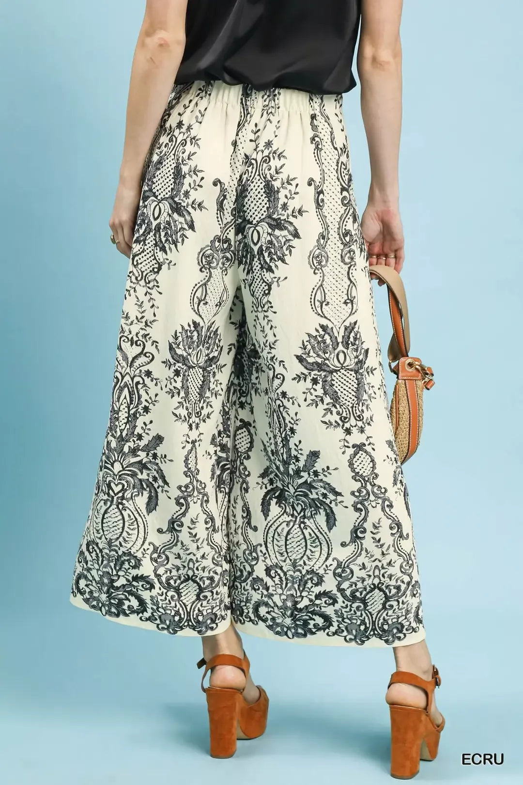Umgee Border Print Wide Leg Pants in cream with black botanical paisley