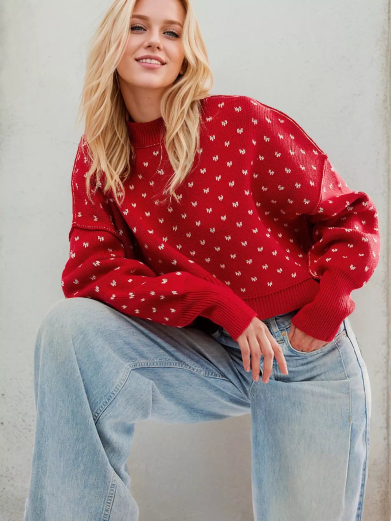Daverri heart-patterned red knit sweater with white bows