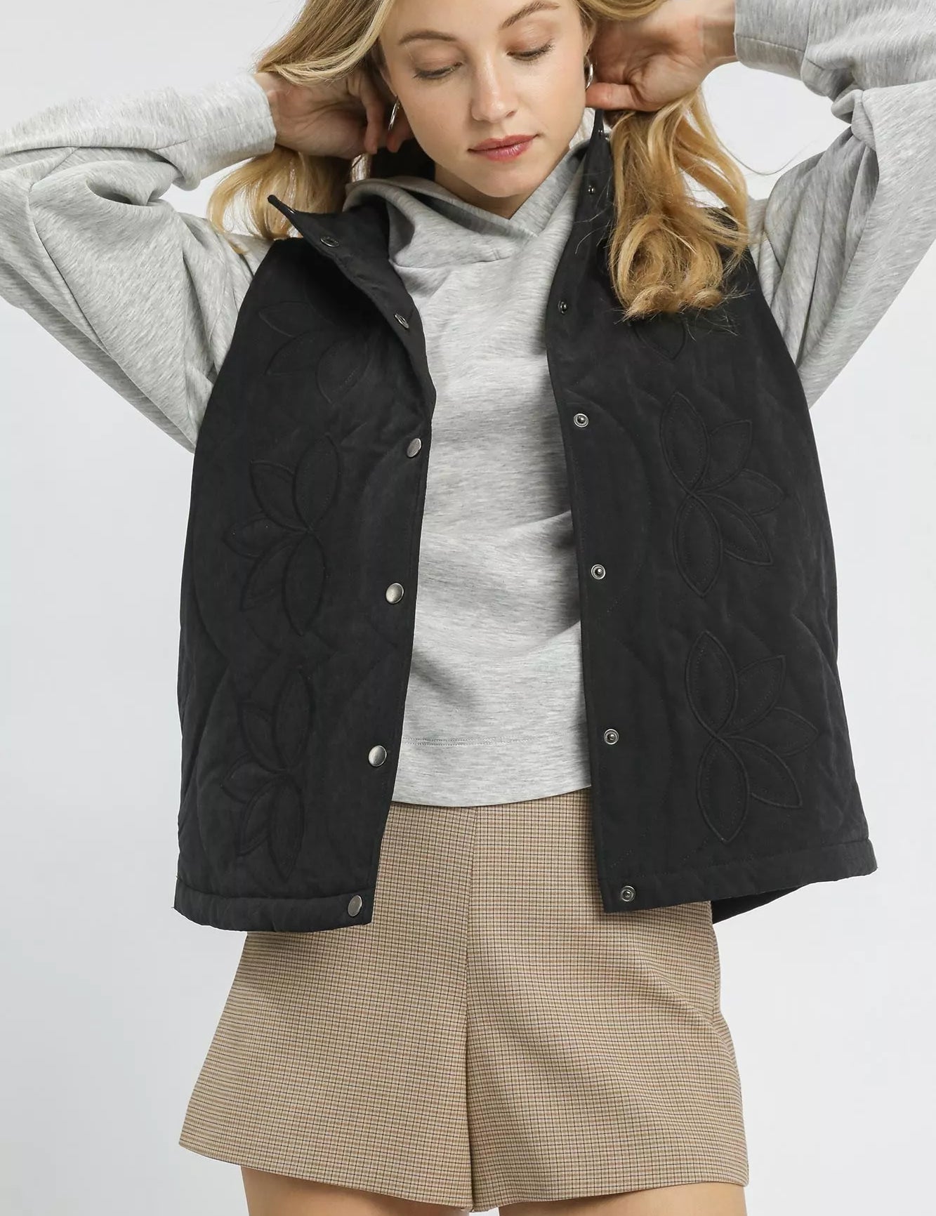 Black Umgee Quilted Embroidered Vest | Vest Jackets Daverri Fashions