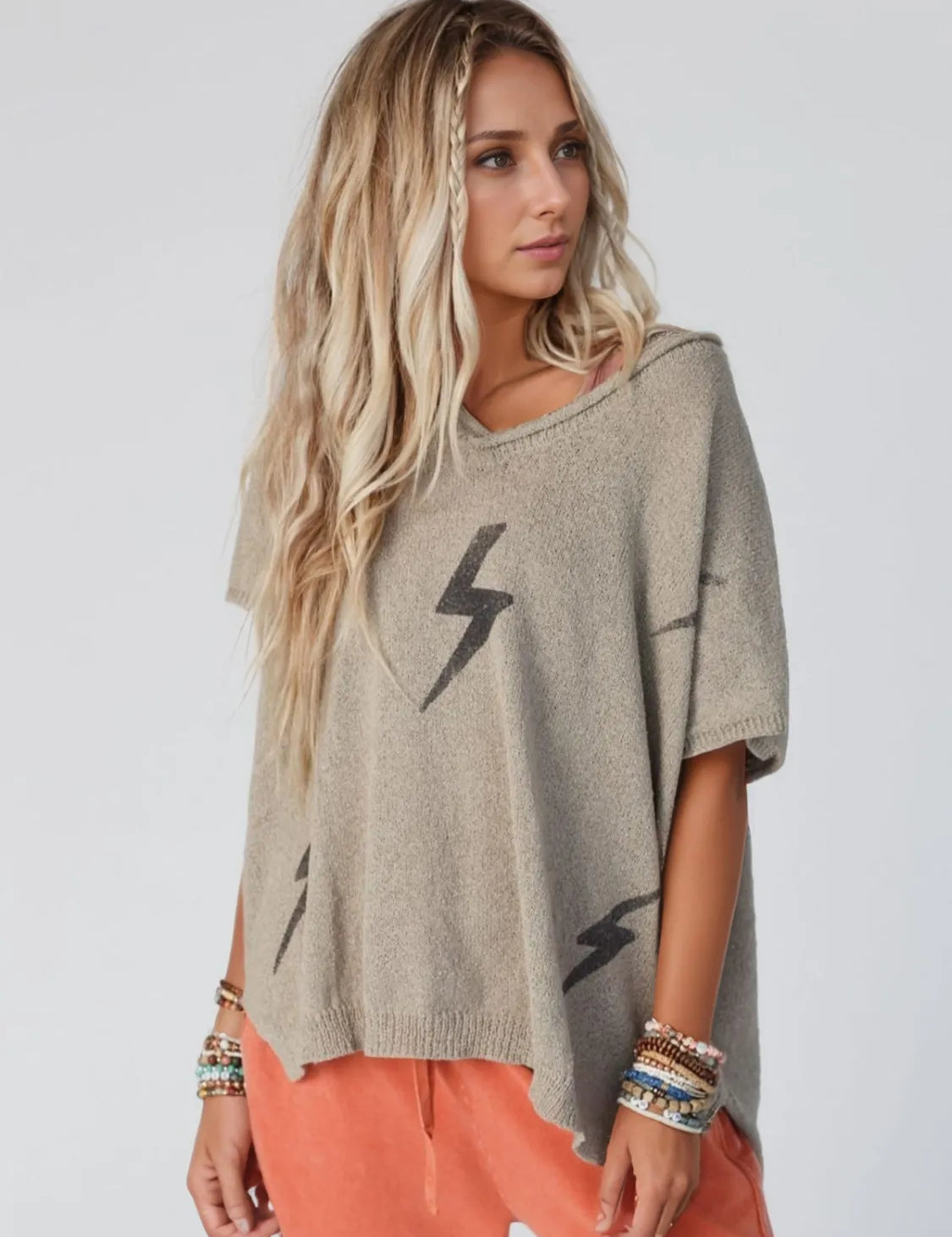 Lightning V-Neck Short Sleeve Knit Top | Knit Tops Daverri Fashions