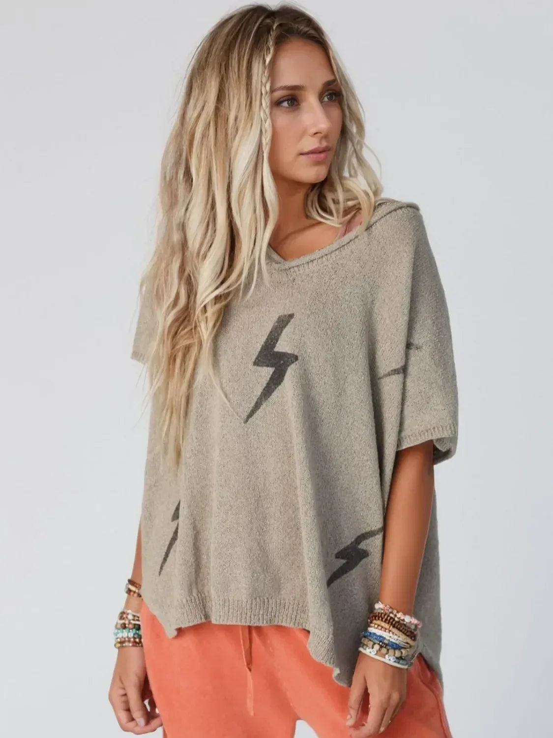 Lightning V-Neck Short Sleeve Knit Top - DAVERRI FASHIONS